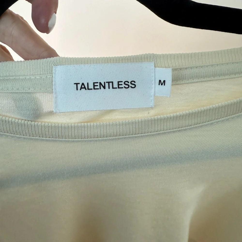 TALENTLESS BONE Long Sleeve Crop Top | Sz: M